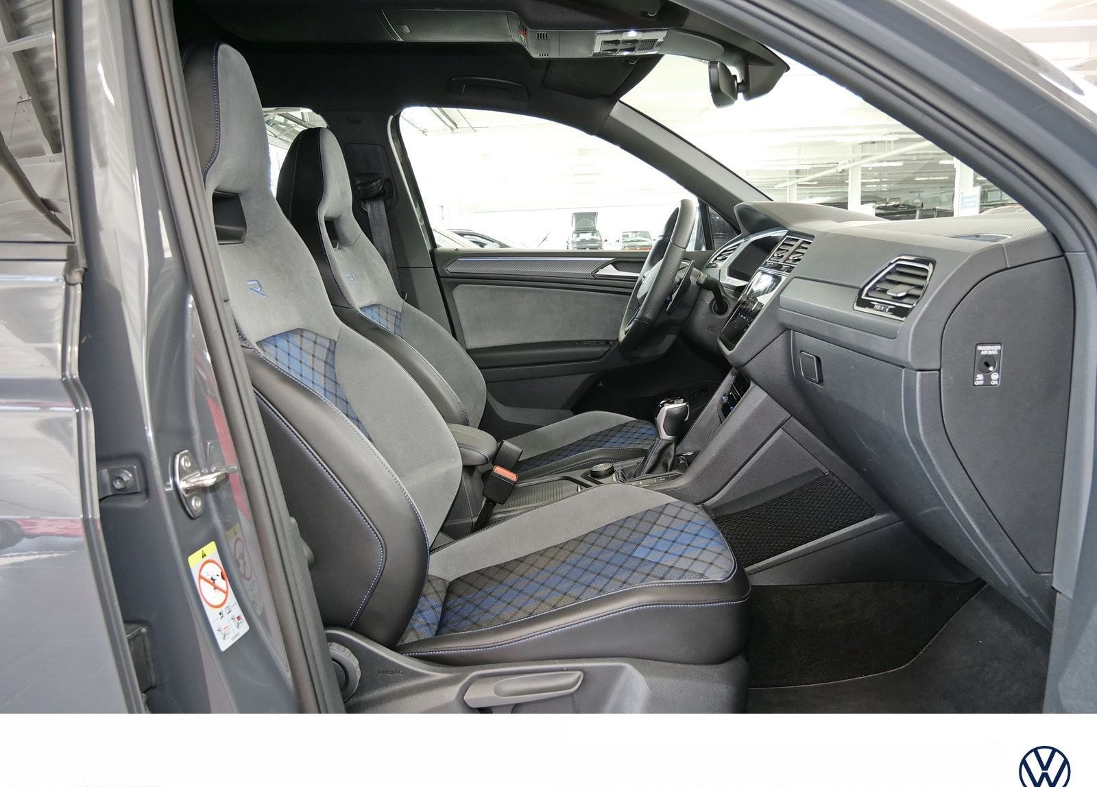 Volkswagen Tiguan 2.0 TSI R 4Motion DSG Harman AHK Navi uvm foto 12