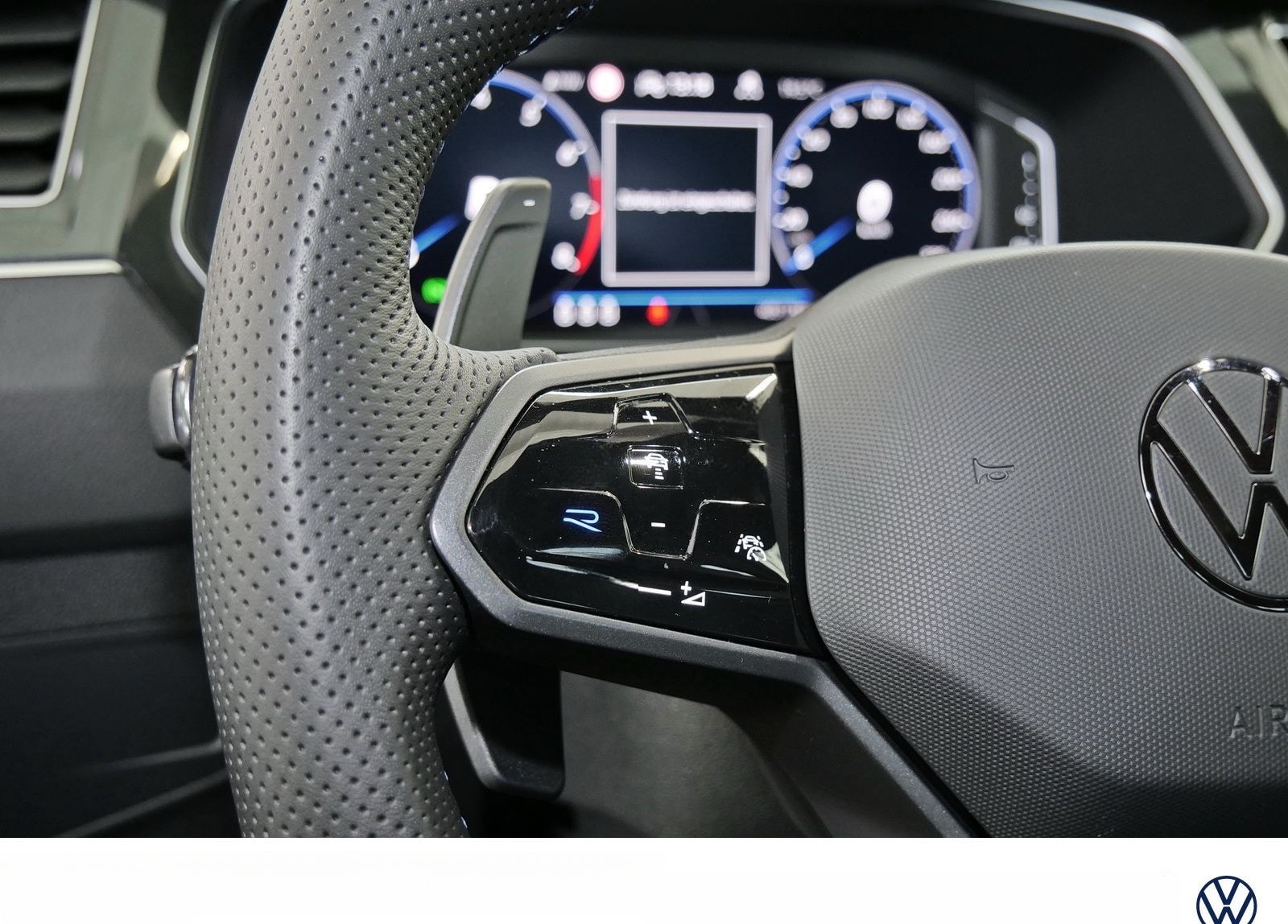 Volkswagen Tiguan 2.0 TSI R 4Motion DSG Harman AHK Navi uvm foto 23