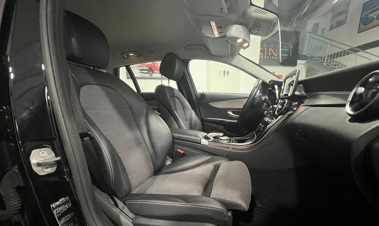 Mercedes-Benz C 180 CGI T Automatik **Navi*LED*SHZ*PDC*Temp** foto 16