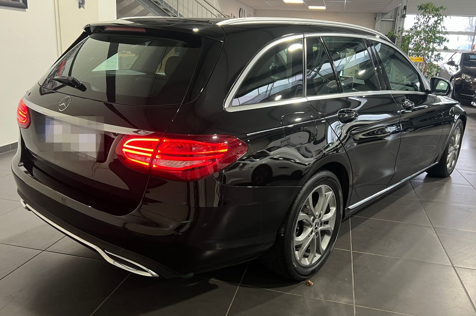 Mercedes-Benz C 180 CGI T Automatik **Navi*LED*SHZ*PDC*Temp** foto 6