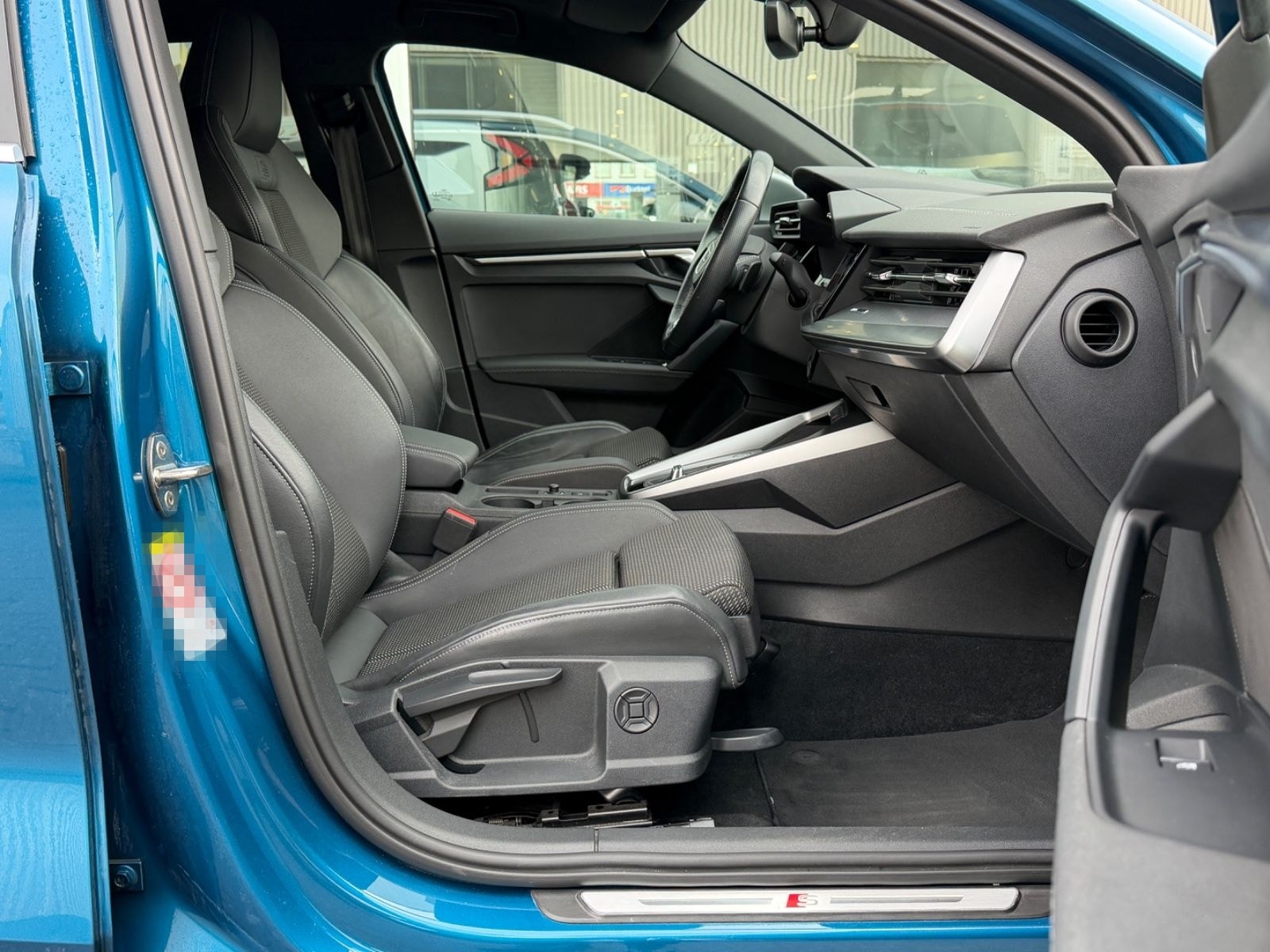 Audi A3 Sportback 35 TDI S Line Edit. One Matrix/AHK foto 15