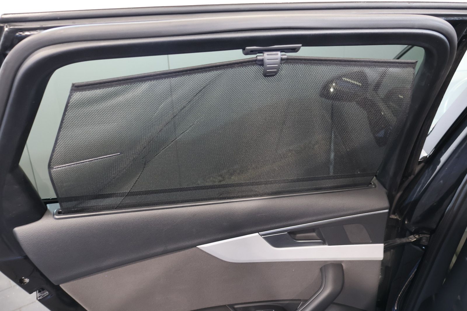 Audi A4 Avant 35 TFSI CARPLAY+FRONT+KEY+LED+17" foto 12