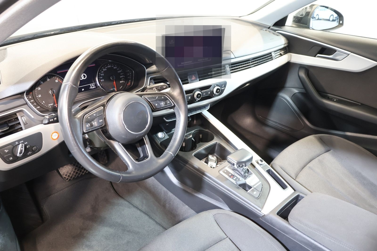 Audi A4 Avant 35 TFSI CARPLAY+FRONT+KEY+LED+17" foto 9