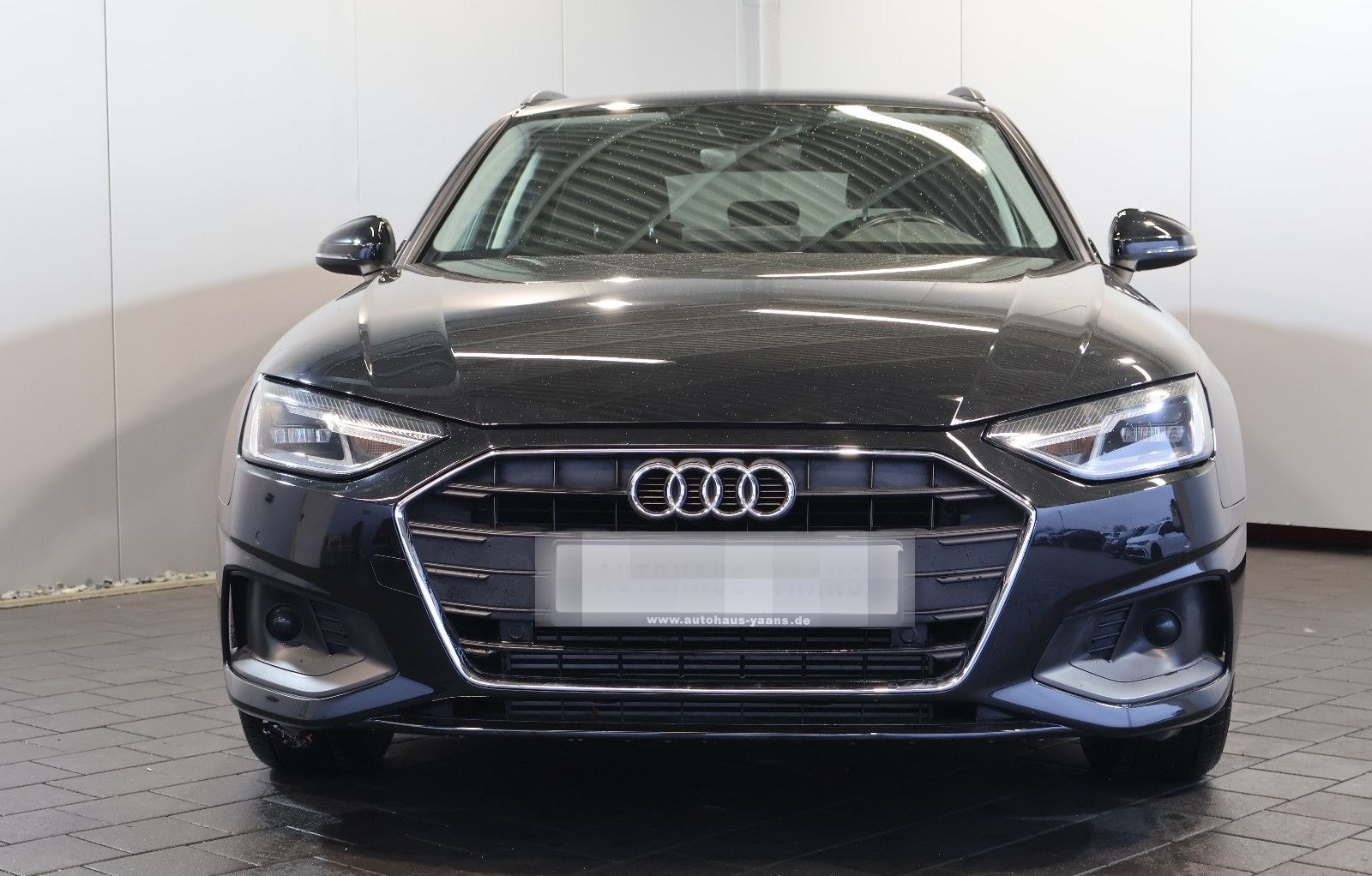 Audi A4 Avant 35 TFSI CARPLAY+FRONT+KEY+LED+17" foto 2