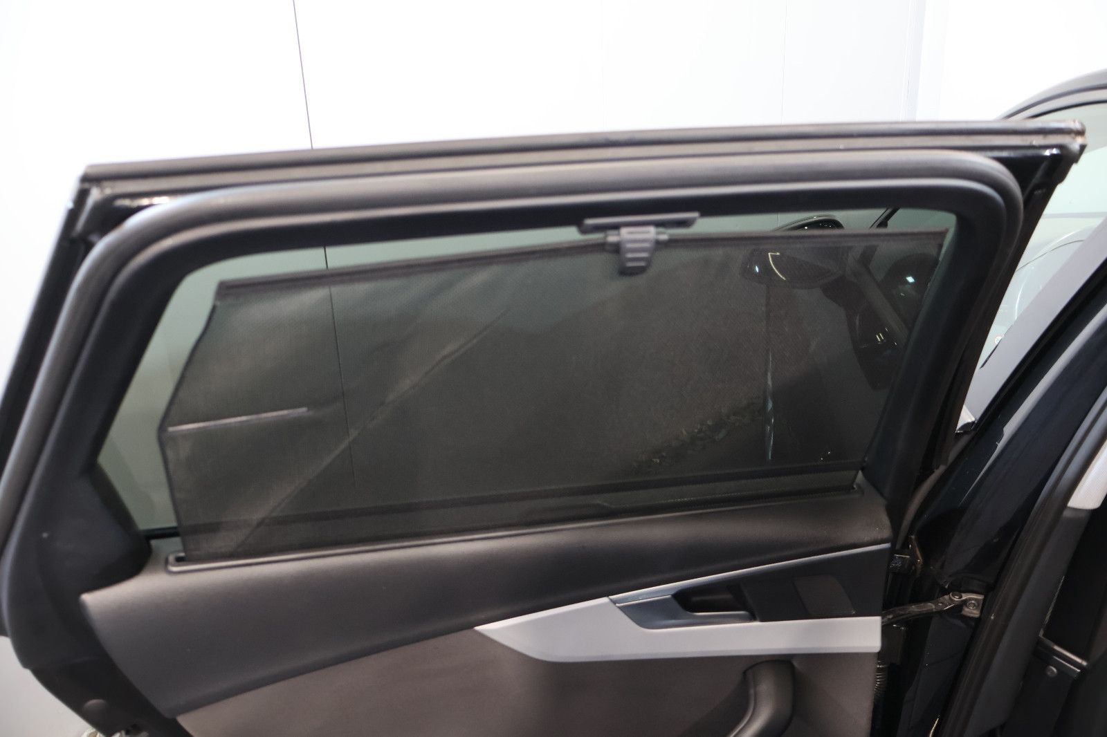 Audi A4 Avant 35 TFSI CARPLAY+FRONT+KEY+LED+17" foto 13