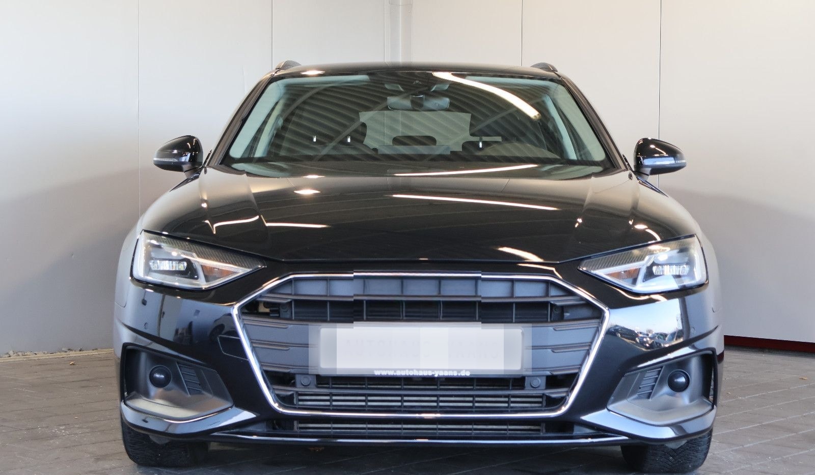 Audi A4 Avant 35 TFSI NAVI+CARPLAY+KEY+LED+17" foto 2