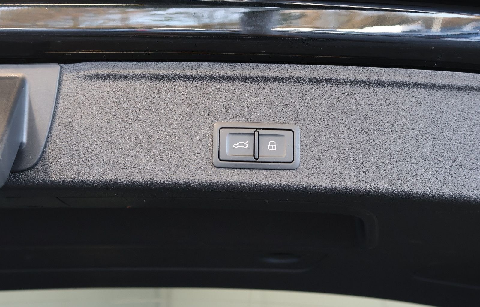 Audi A4 Avant 35 TFSI NAVI+CARPLAY+KEY+LED+17" foto 17