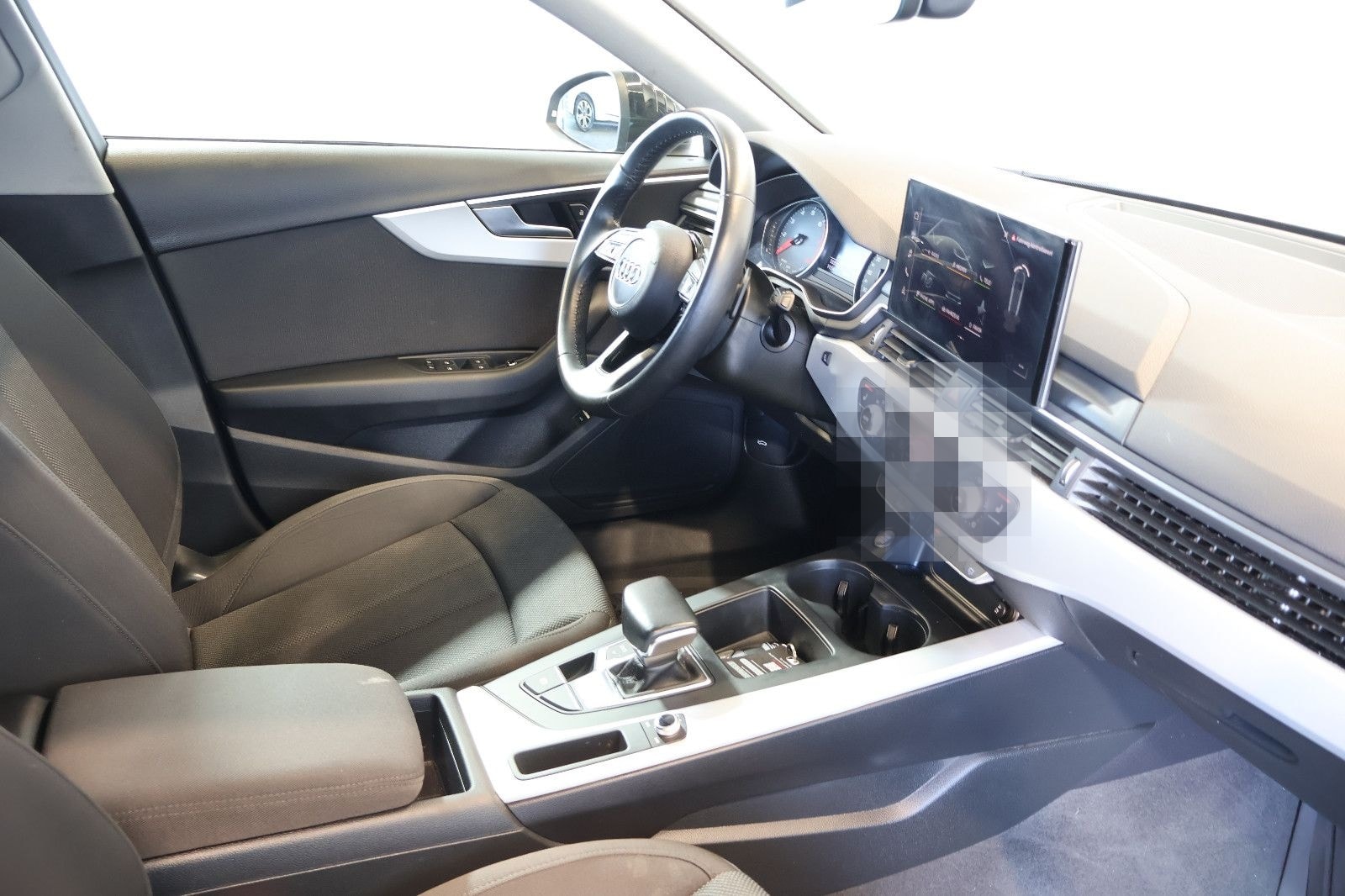 Audi A4 Avant 35 TFSI NAVI+CARPLAY+KEY+LED+17" foto 13