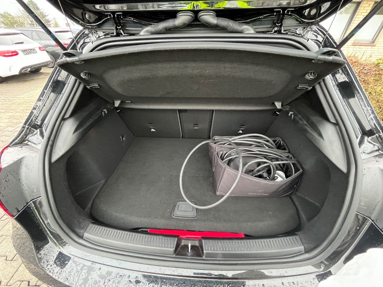 Mercedes-Benz A 250e Progressive LED Night foto 12