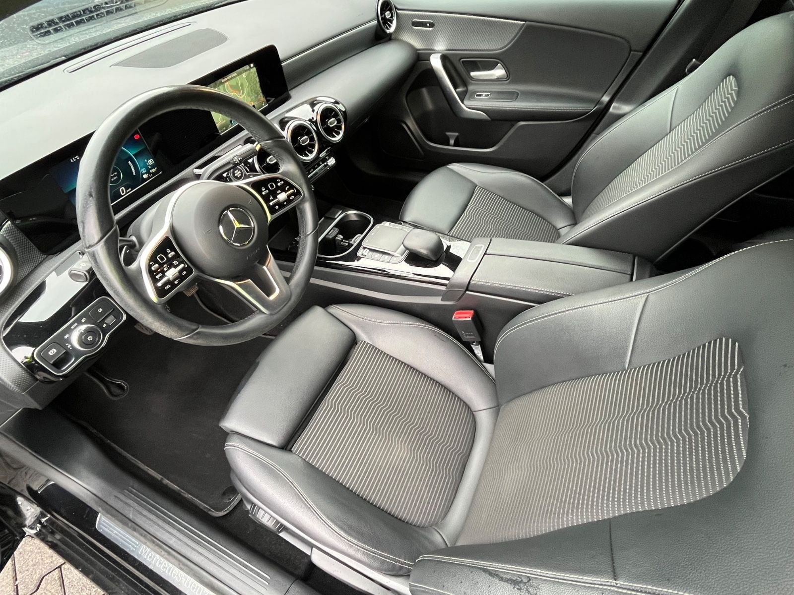 Mercedes-Benz A 250e Progressive LED Night foto 6