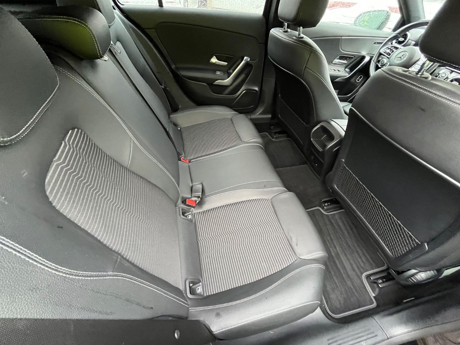 Mercedes-Benz A 250e Progressive LED Night foto 9