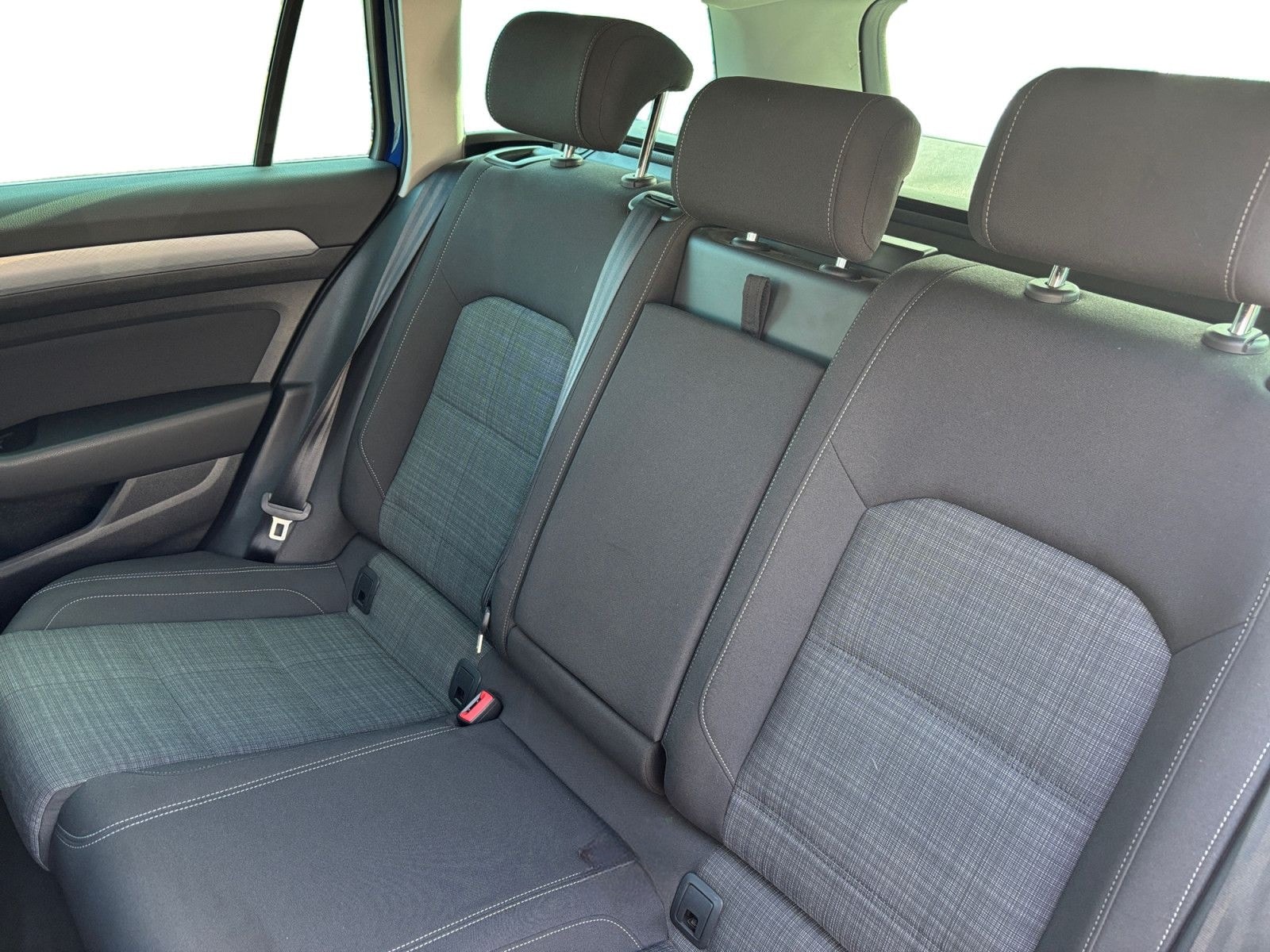 Volkswagen Passat Variant 2.0TDI DSG Business R-Line ex AHK foto 11