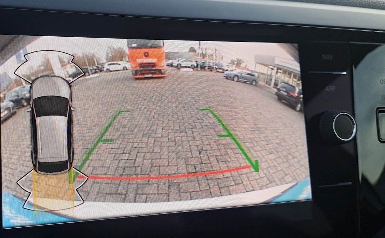 Volkswagen Taigo 1.0 TSI DSG R-Line OPF Fahrschulauto foto 12