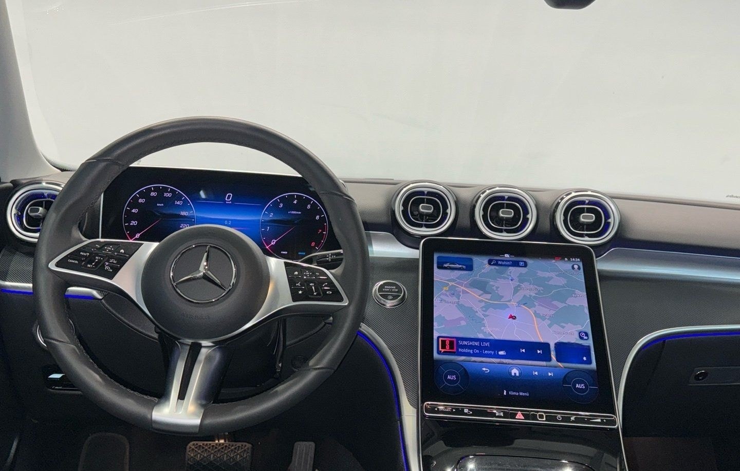 Mercedes-Benz C 180 Avantgarde Panorama Rückfahrkamera Ambient foto 9