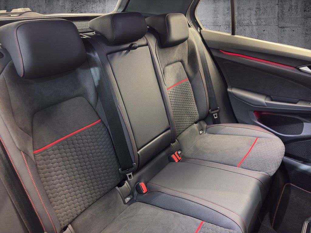 Volkswagen Golf GTI Clubsport 2.0 TSI DSG Navi+LED+SHZ+ACC foto 10