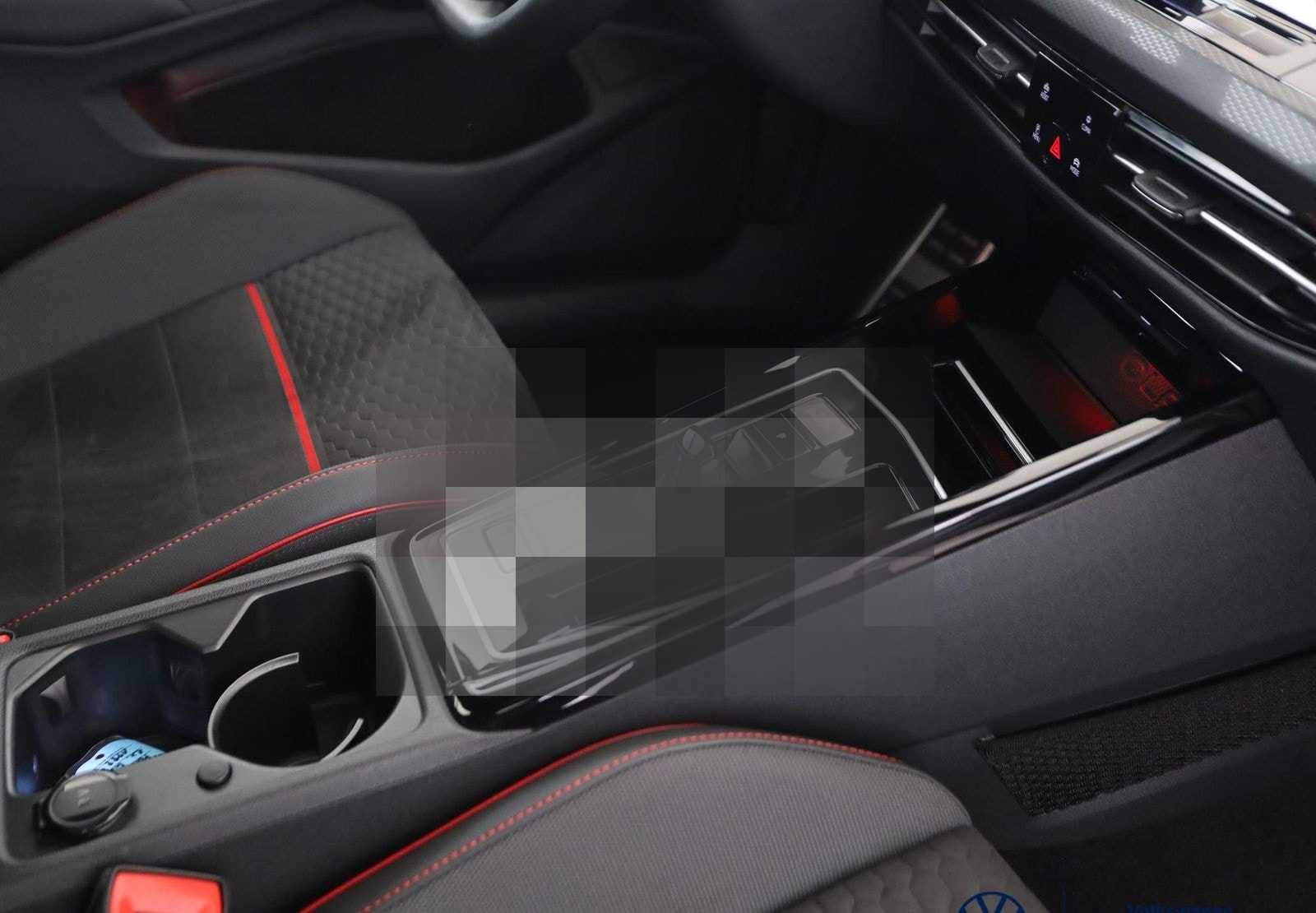 Volkswagen Golf VIII 2.0 TSI GTI Clubsport+HUD+PANO+MATRIX foto 12