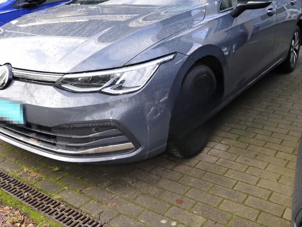 Volkswagen Golf VIII Variant 1.0 eTSI Move Navi SHZ APP-C. foto 5