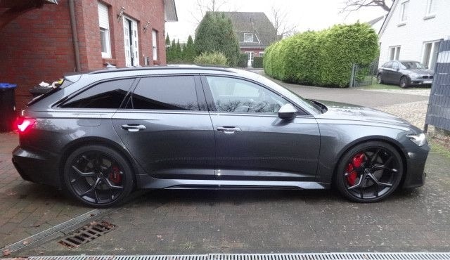 Audi RS6 Performance 4.0 TFSI tiptr. quattro foto 12