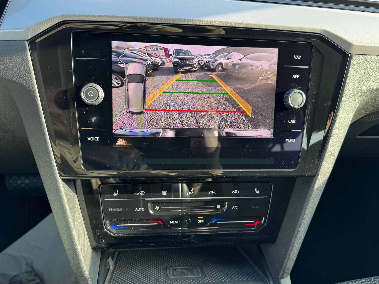 Volkswagen Passat Variant 1.5 TSI *BUSINESS*DSG*NAVI*SHZ*AC foto 17