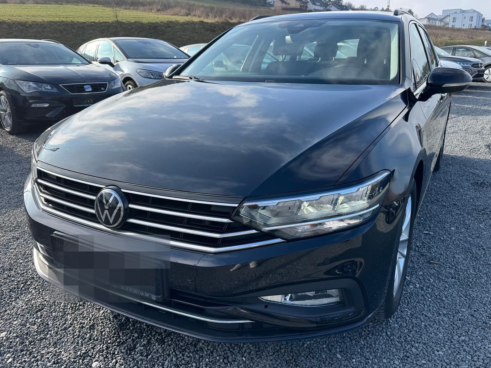 Volkswagen Passat Variant 1.5 TSI *BUSINESS*DSG*NAVI*SHZ*AC foto 3