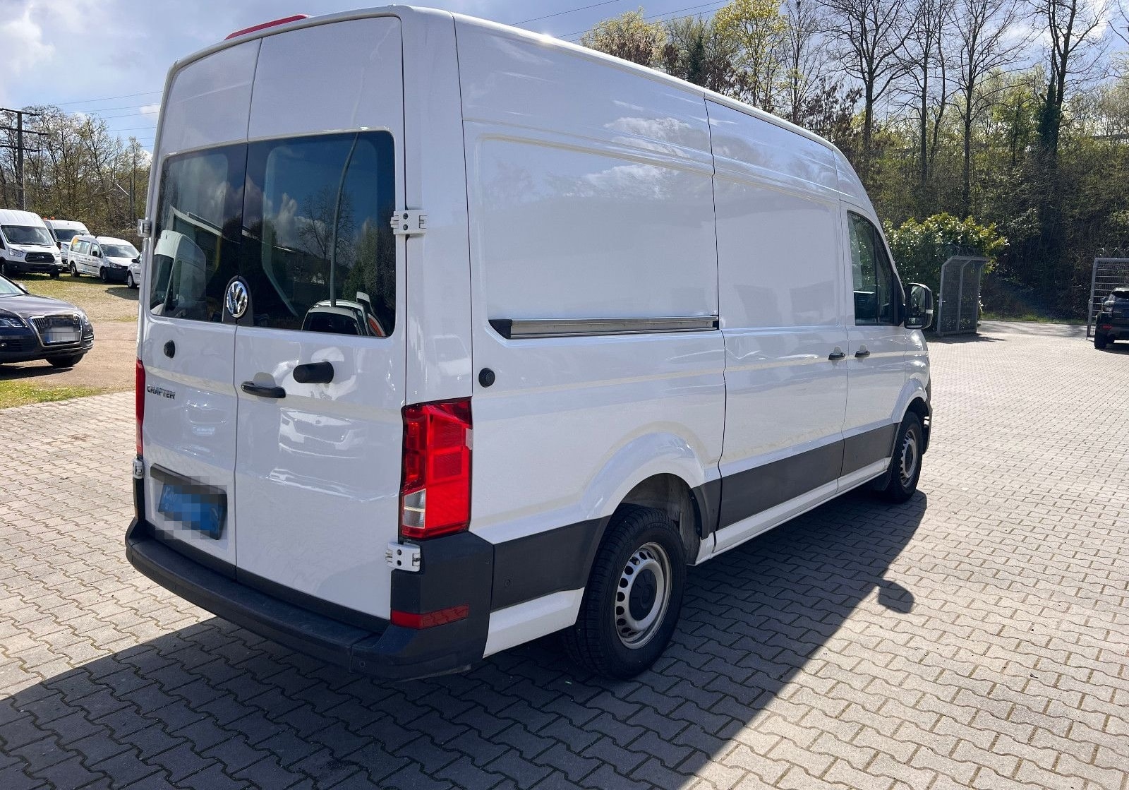 Volkswagen Crafter Kasten 35 mittellang Hochdach FWD foto 2
