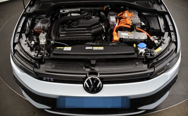 Volkswagen Golf 8 VIII 1.5 TSI eHybrid DSG GTE Matrix/AHK/P foto 13