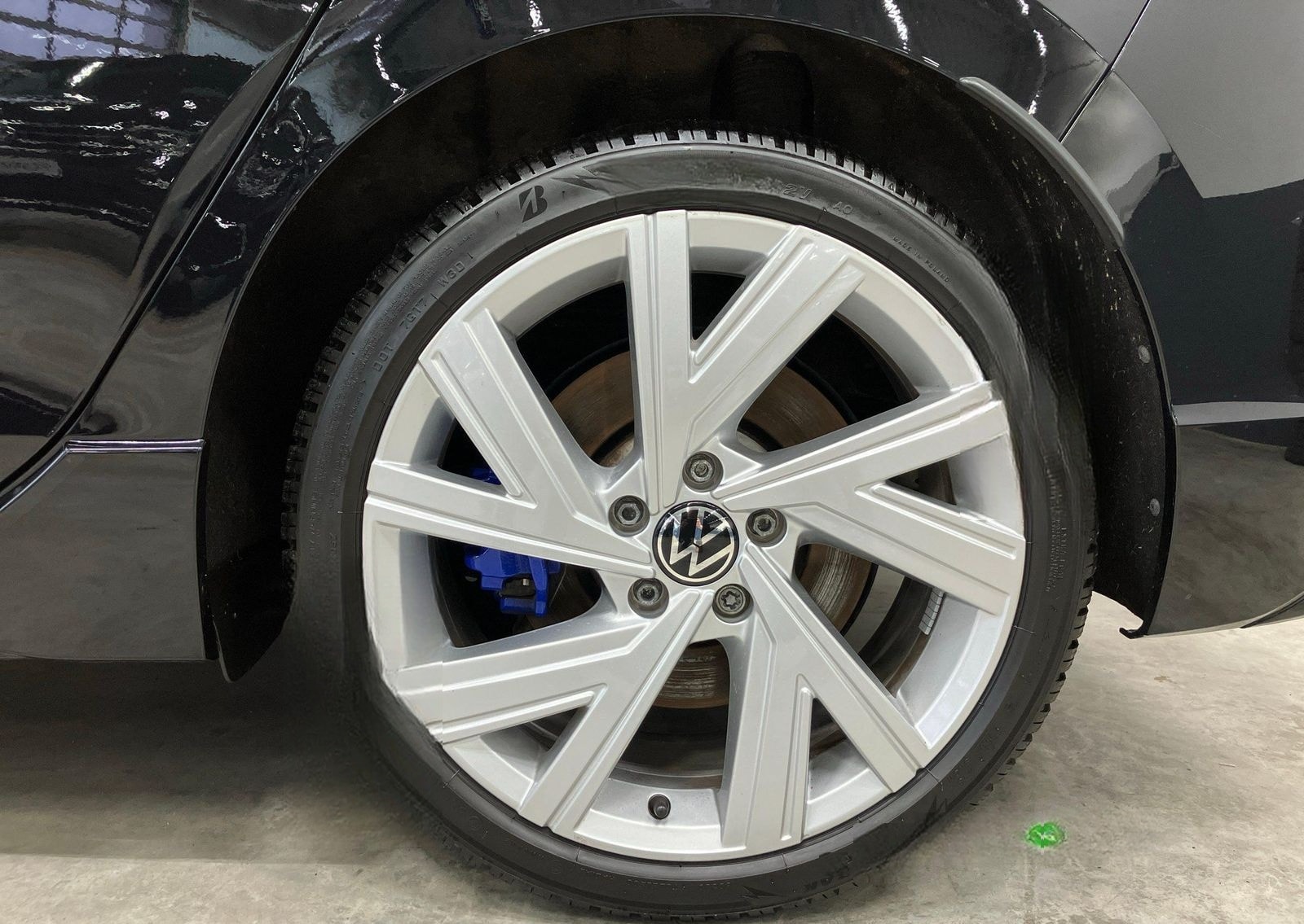 Volkswagen Golf VIII R DSG 4M RFK Navi SHZ foto 5