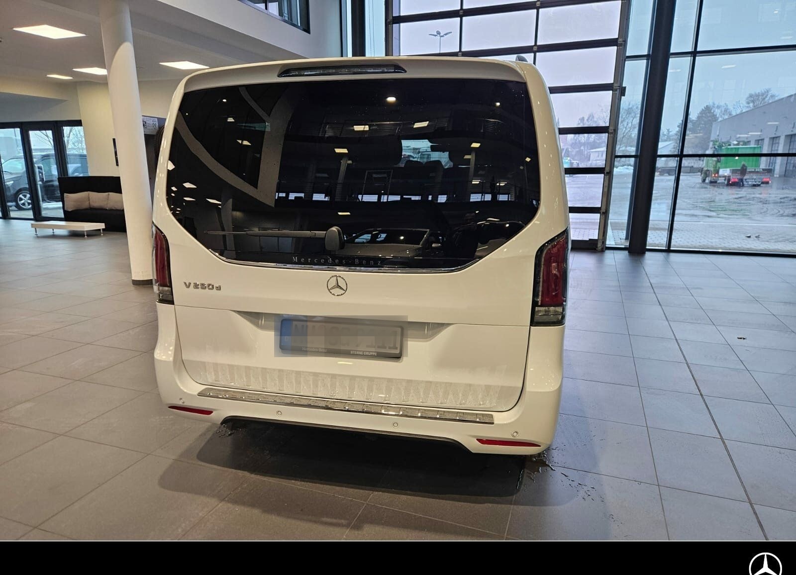 Mercedes-Benz V 250 d 4MATIC AVANTGARDE Lang Allrad/AMG Line foto 4