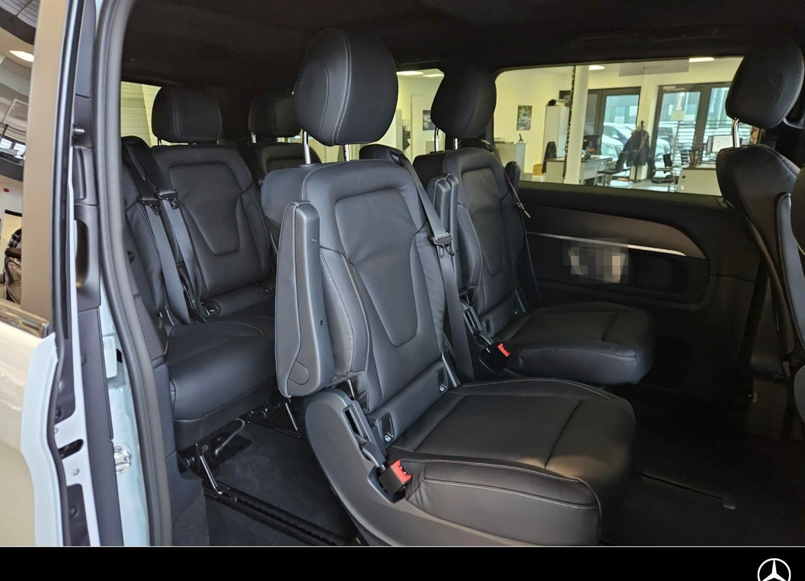 Mercedes-Benz V 250 d 4MATIC AVANTGARDE Lang Allrad/AMG Line foto 8