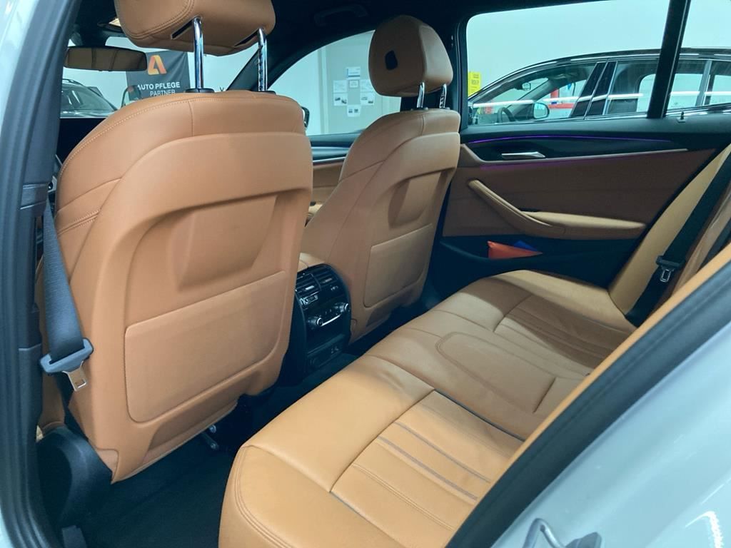 BMW 520d Touring M Sport Adapt LED+ACC+Business+HiFi foto 20