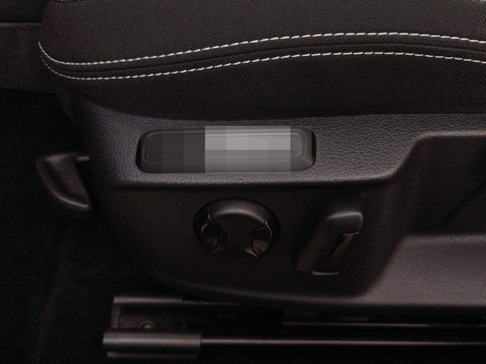 Volkswagen Passat Variant 2.0 TDI DSG AHK/LED/TRAVEL/RFK foto 20