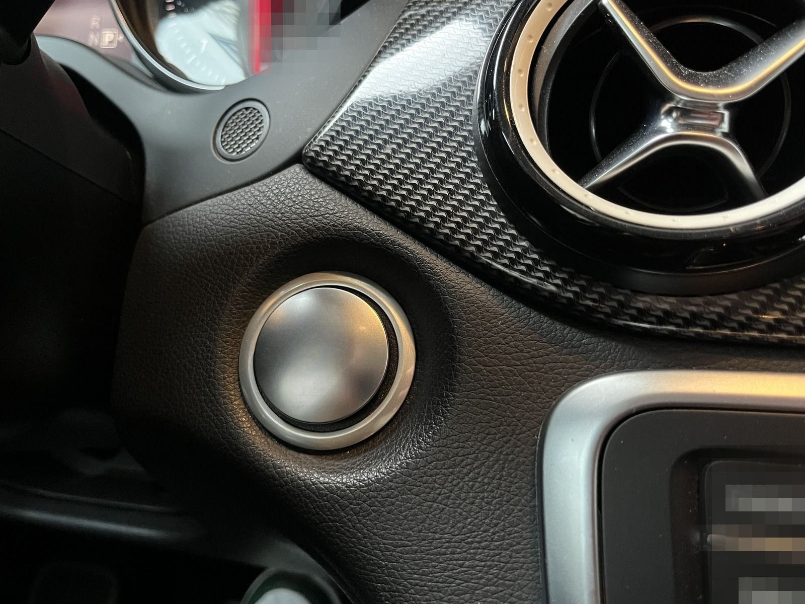 Mercedes-Benz GLA 200 AMG-Felg. Memory Kamera Sportsitze foto 17