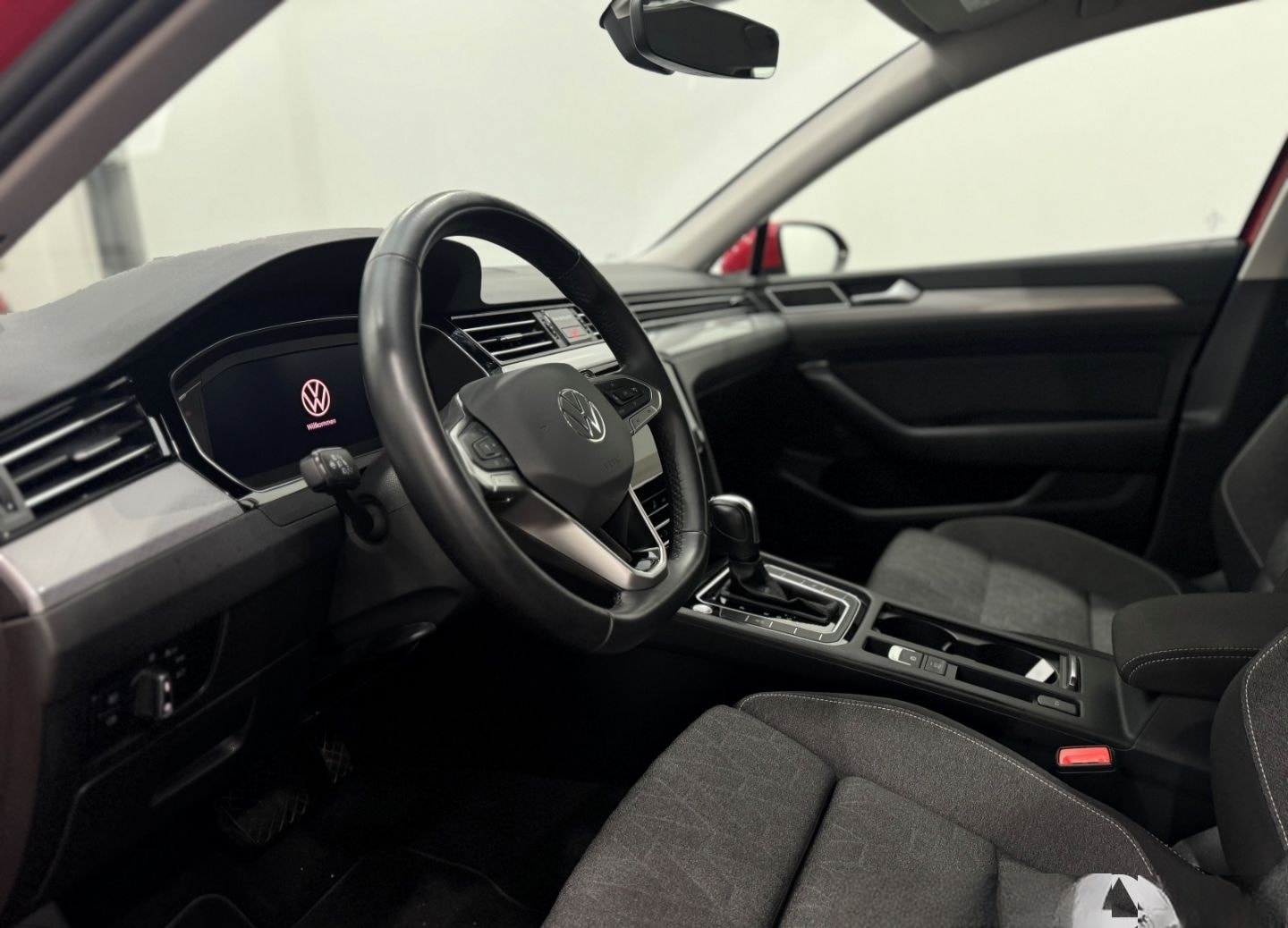 Volkswagen Passat Business 2.0 TDI /CAM /LED /Navi foto 9