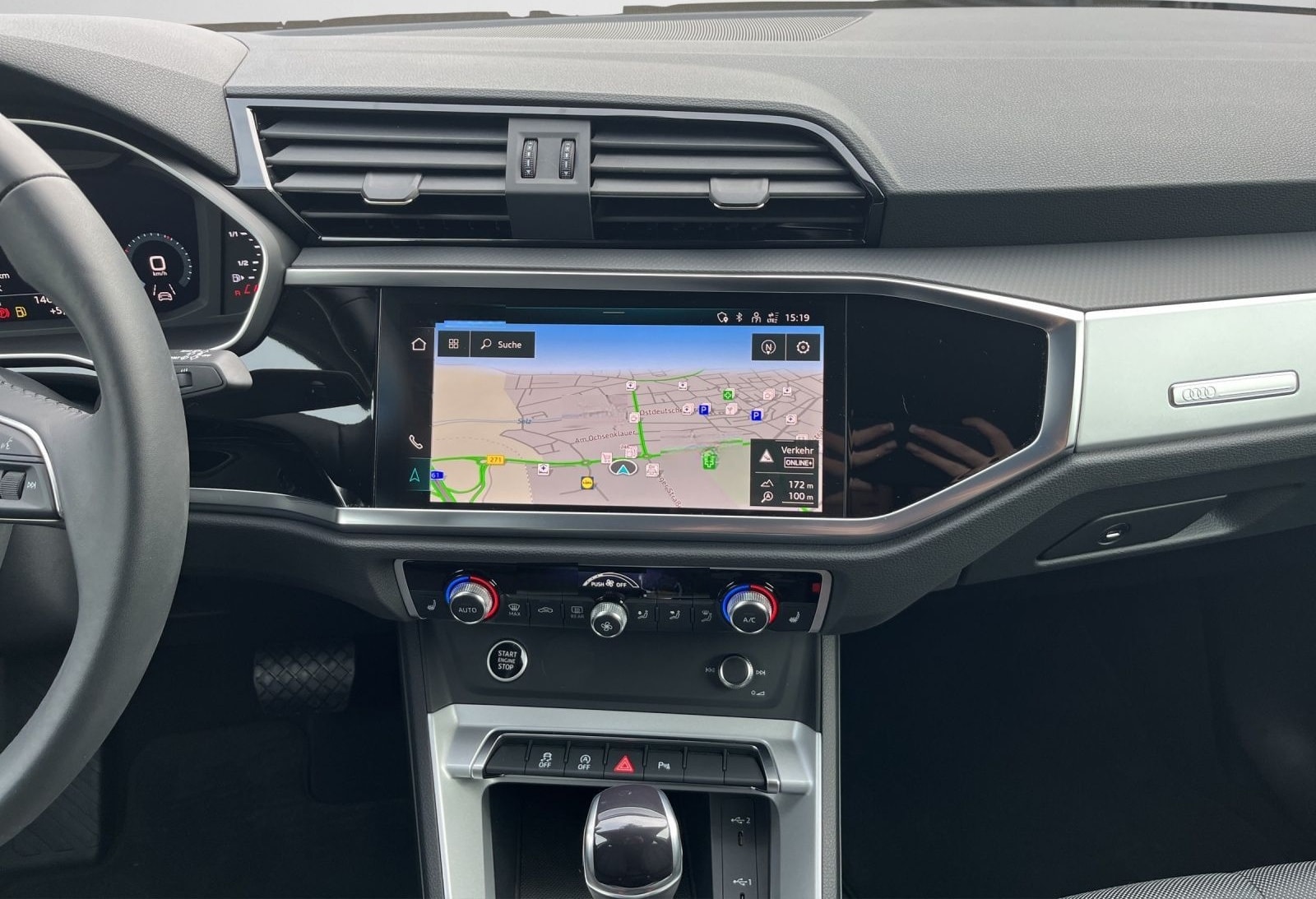 Audi Q3 35 TFSI S tronic S line NAVI SHZ RFK LED foto 11