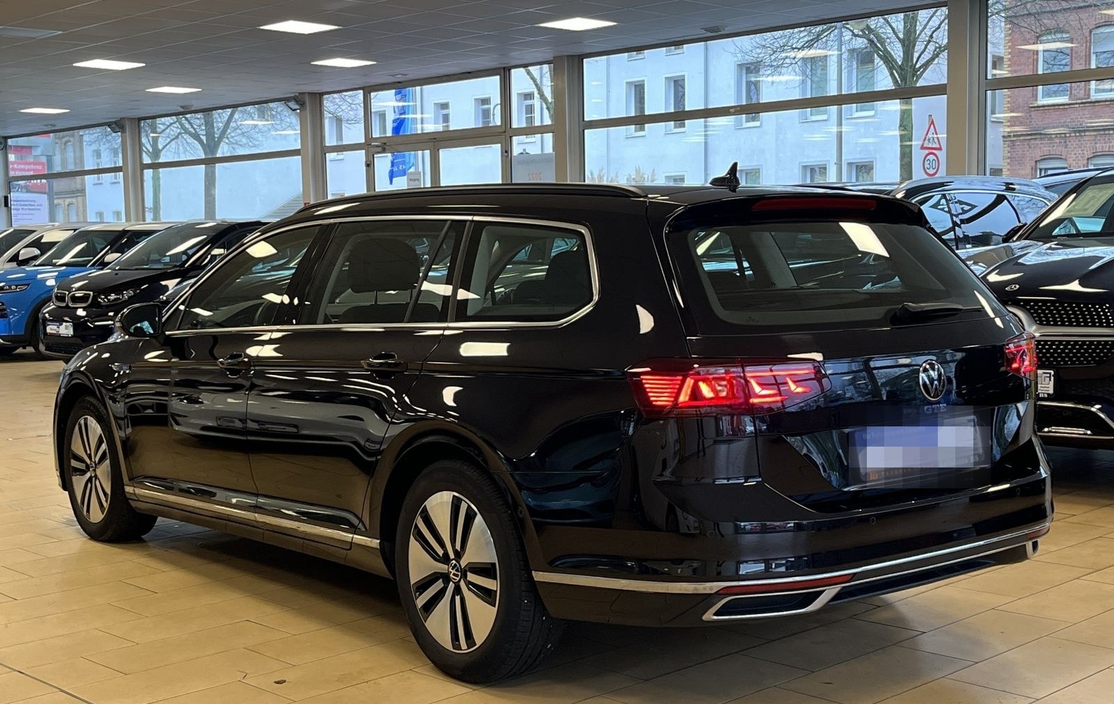 Volkswagen Passat GTE*ACC*AHK*Totwinkel*R.cam*SHZ*Tempomat foto 8