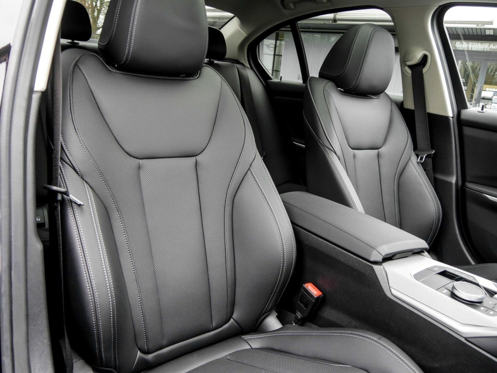 BMW 330e ADAPT.LED+HuD+DA PROF+360°+GLASDACH foto 7