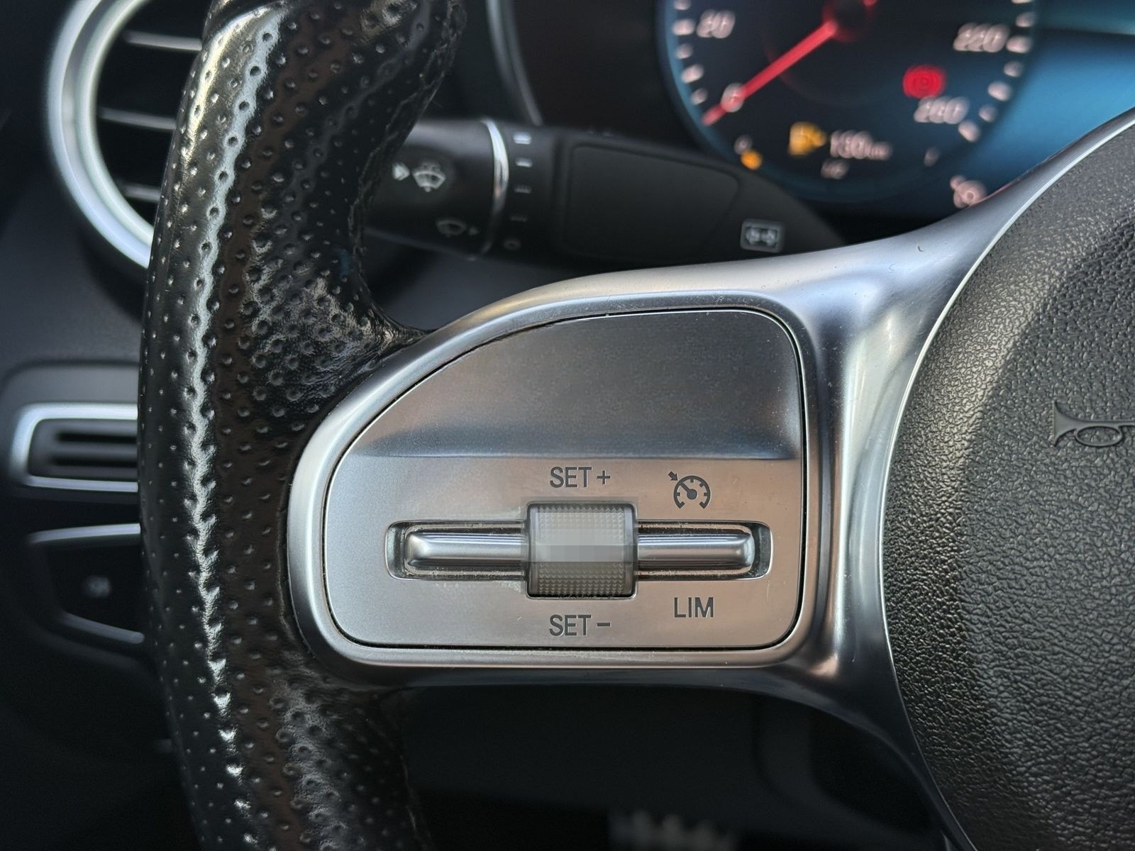 Mercedes-Benz C 200 d Coupe AMG Line | DigitalTacho | LED foto 13