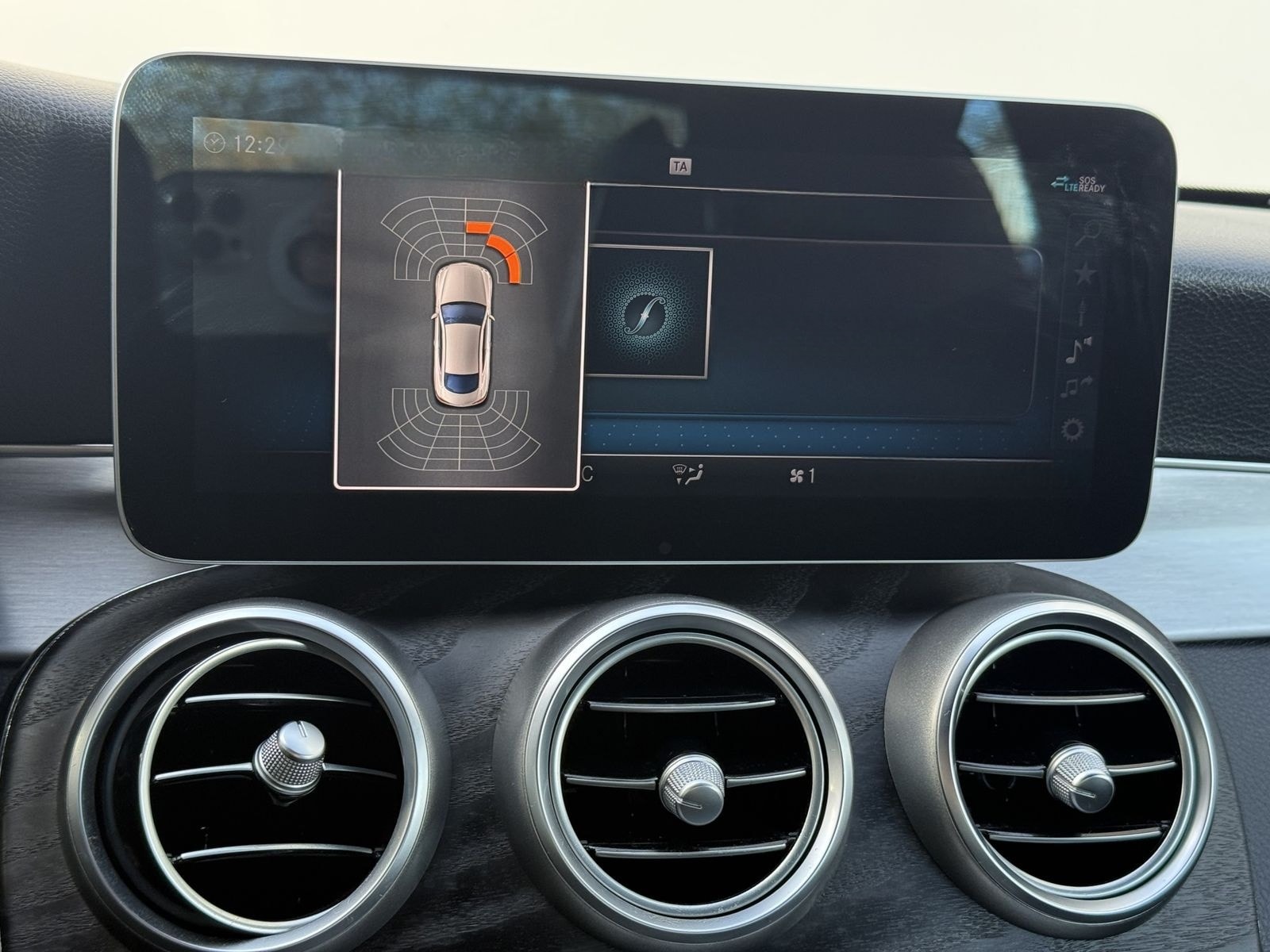 Mercedes-Benz C 200 d Coupe AMG Line | DigitalTacho | LED foto 19