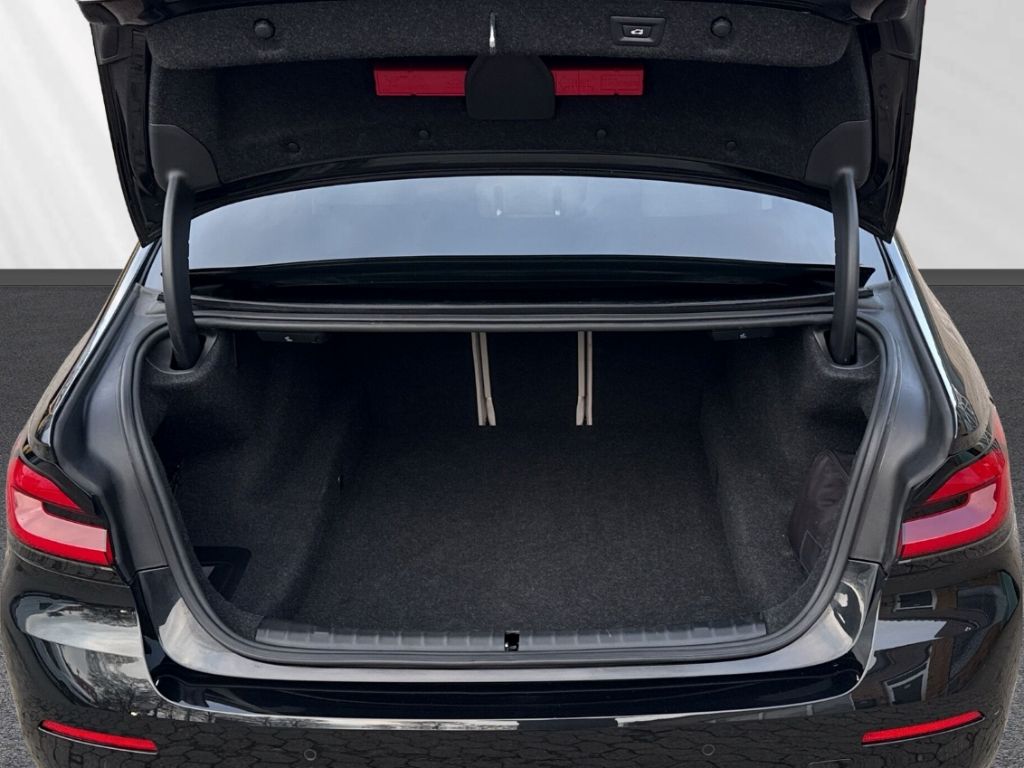 BMW 530 xd Limousine Luxury Line HiFi HUD Komfortsit foto 14