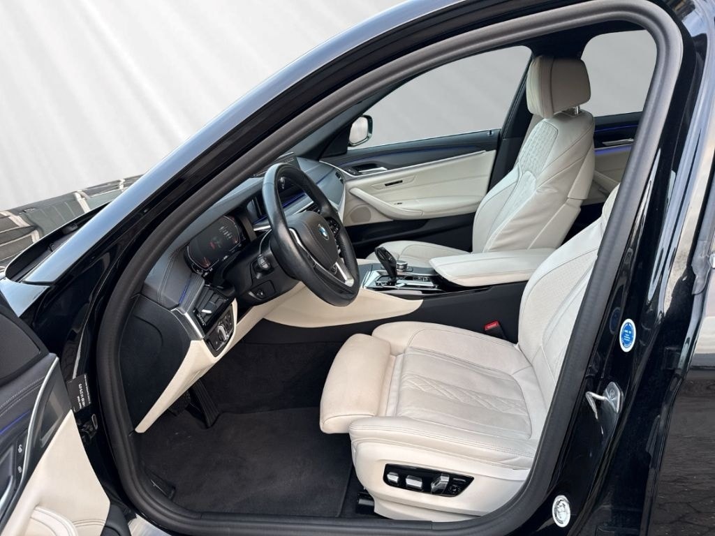 BMW 530 xd Limousine Luxury Line HiFi HUD Komfortsit foto 8