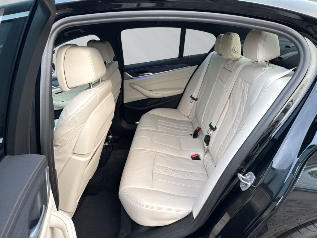 BMW 530 xd Limousine Luxury Line HiFi HUD Komfortsit foto 9