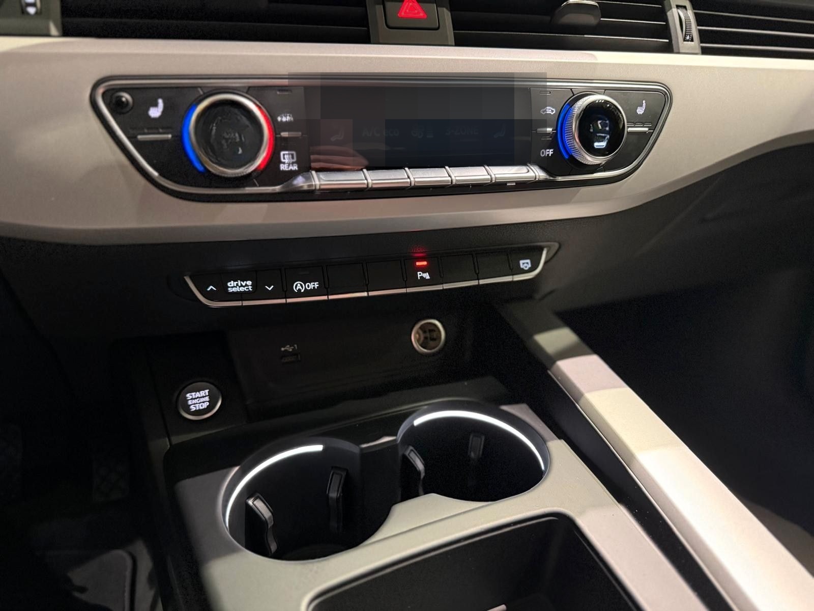 Audi A4 Avant 40 TDI basis*SHZ*RFK*Memory* foto 18