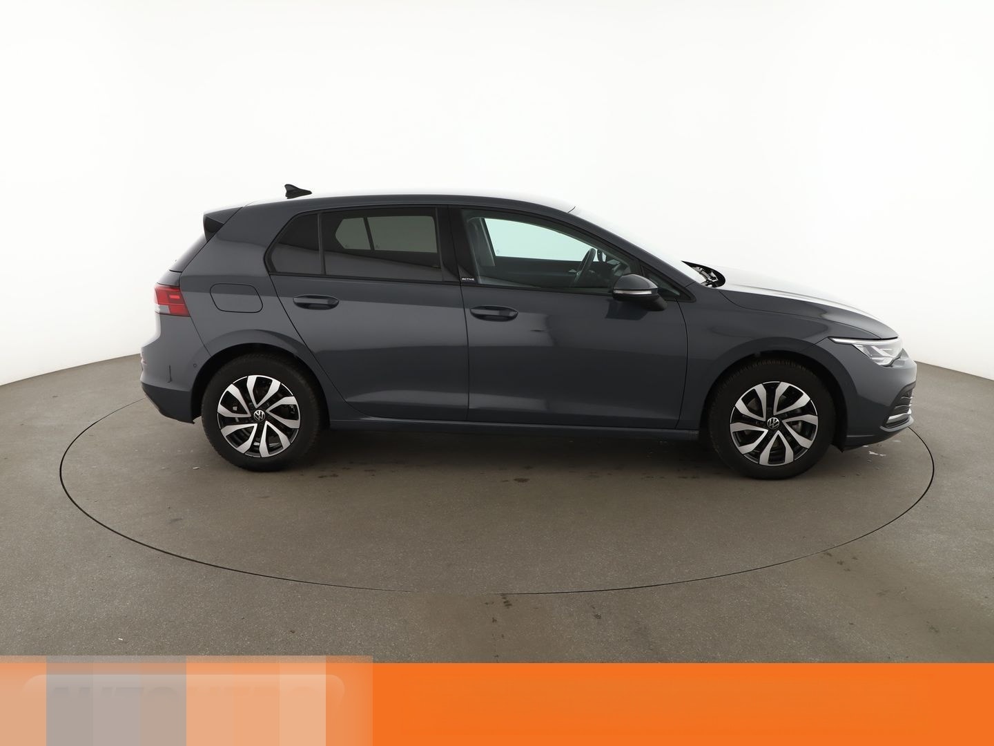 Volkswagen Golf VIII 1.0 eTSI Active Aut.*NAV*ACC*PDC*SHZ* foto 7