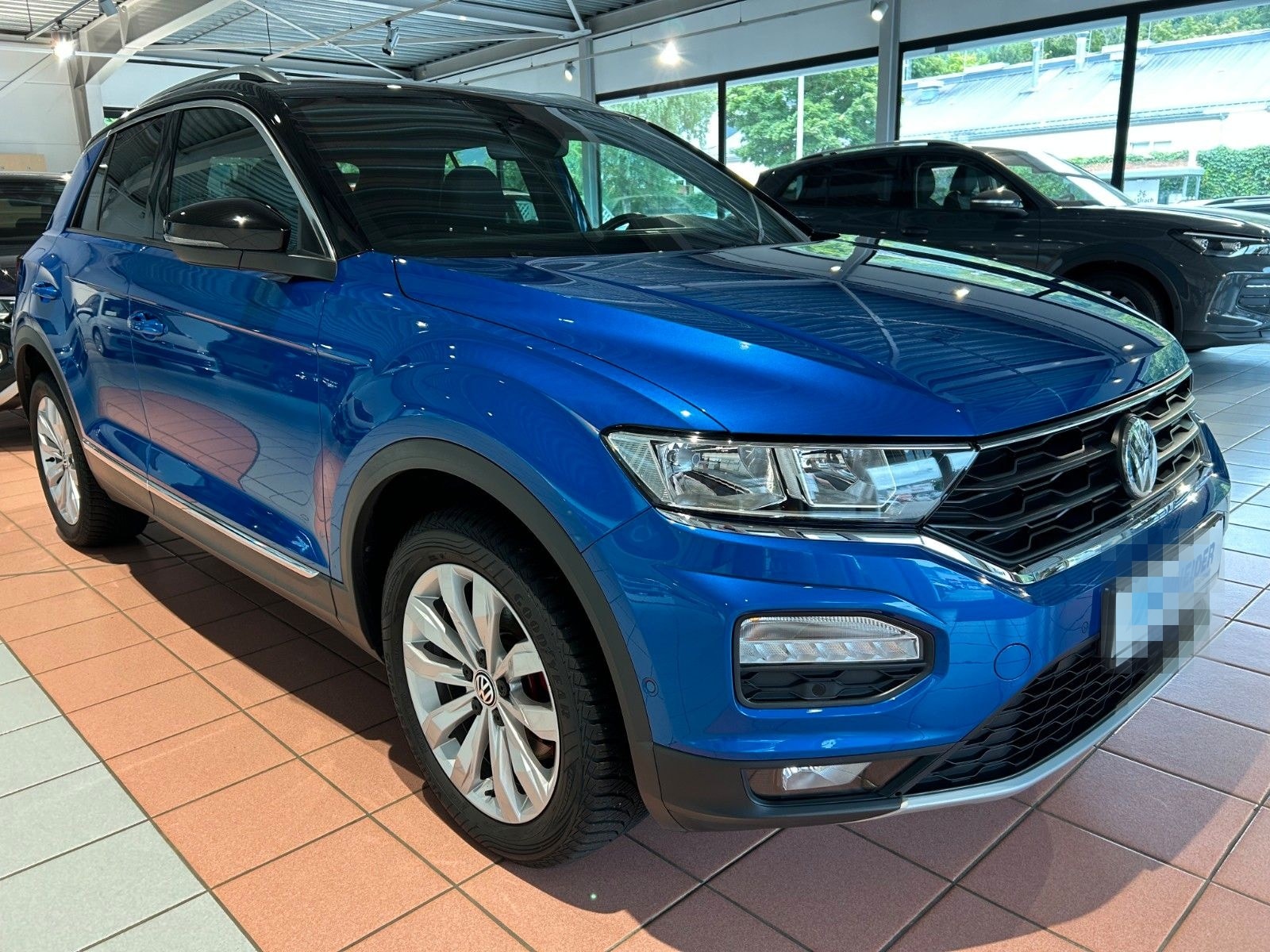 Volkswagen T-ROC 1.5 TSI Sport*ELEKT.HECKKL*RÜCKFAHRKAM*NAV foto 3