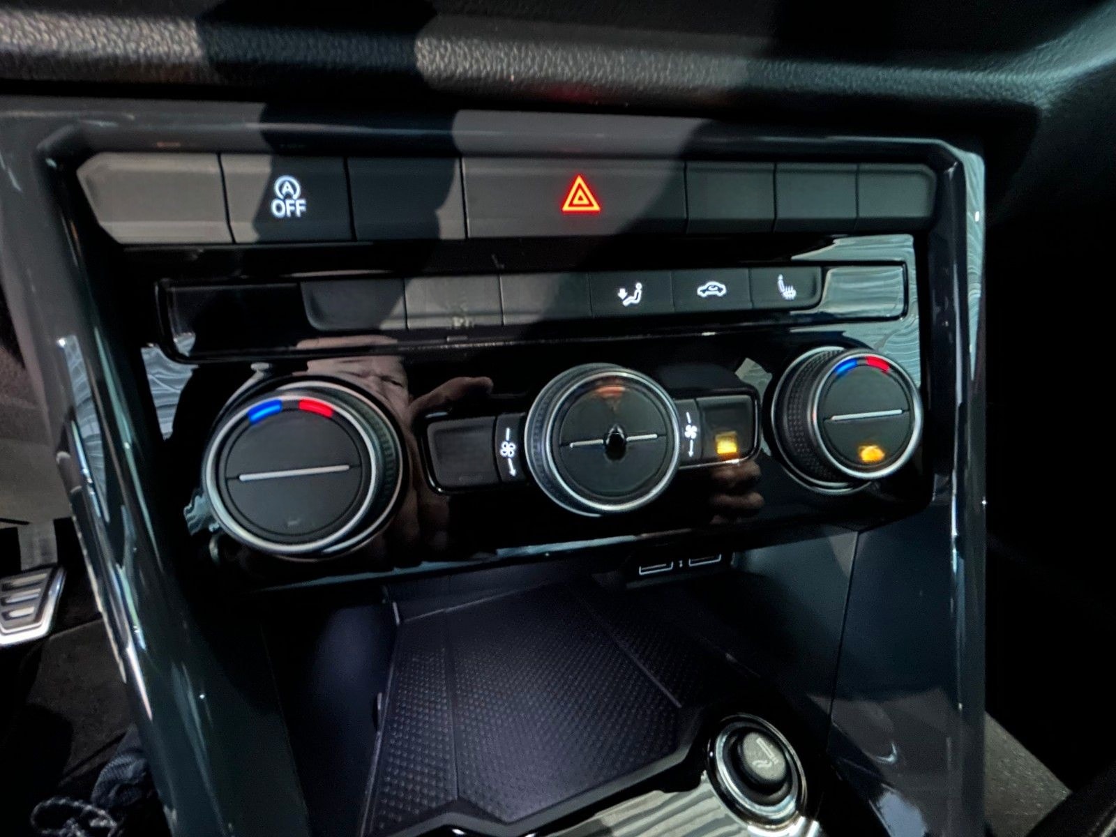 Volkswagen T-ROC 1.5 TSI Sport*ELEKT.HECKKL*RÜCKFAHRKAM*NAV foto 23