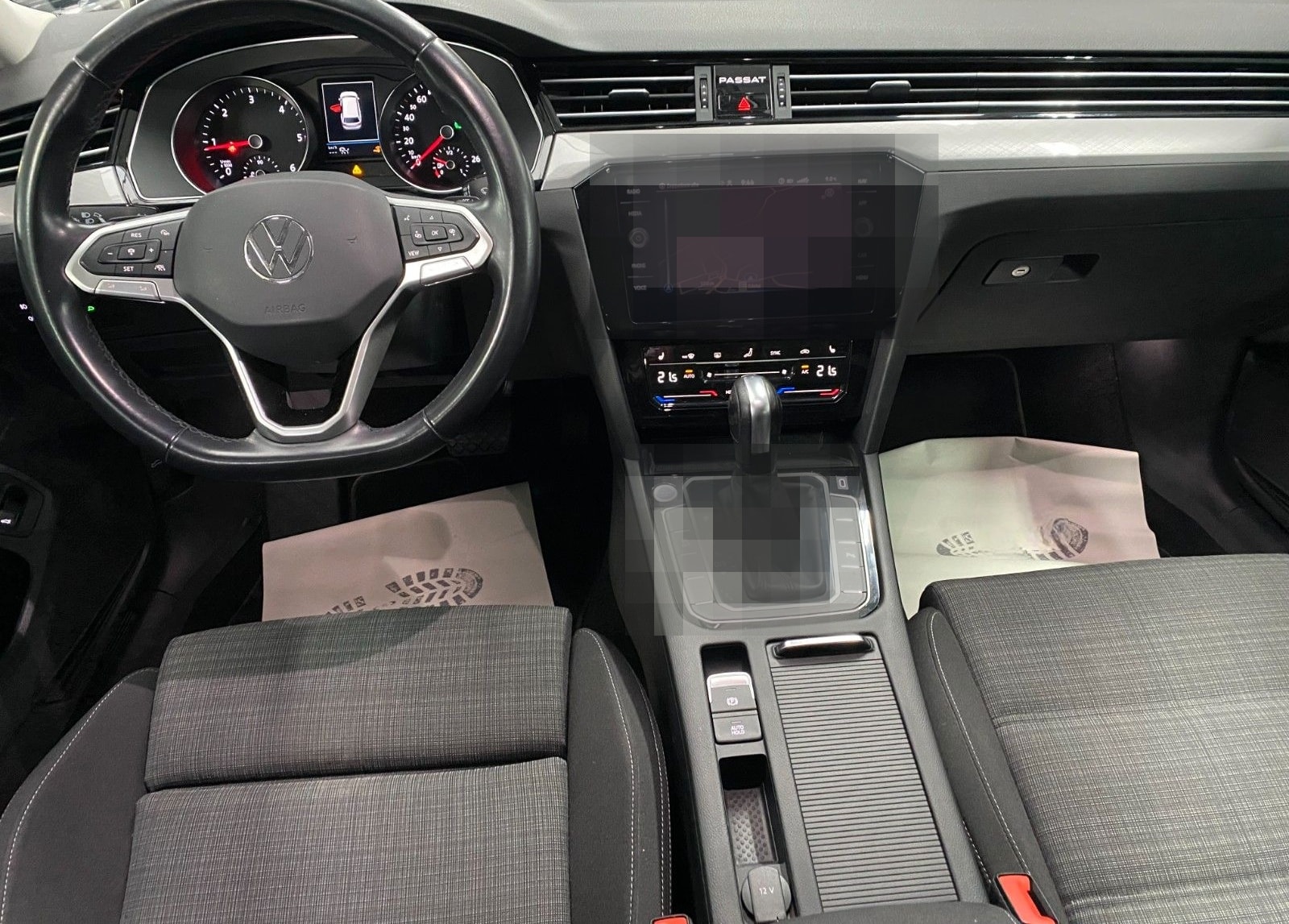 Volkswagen Passat 2.0 Business ACC/ ALU17"/NAVI/14 WEGE S foto 13