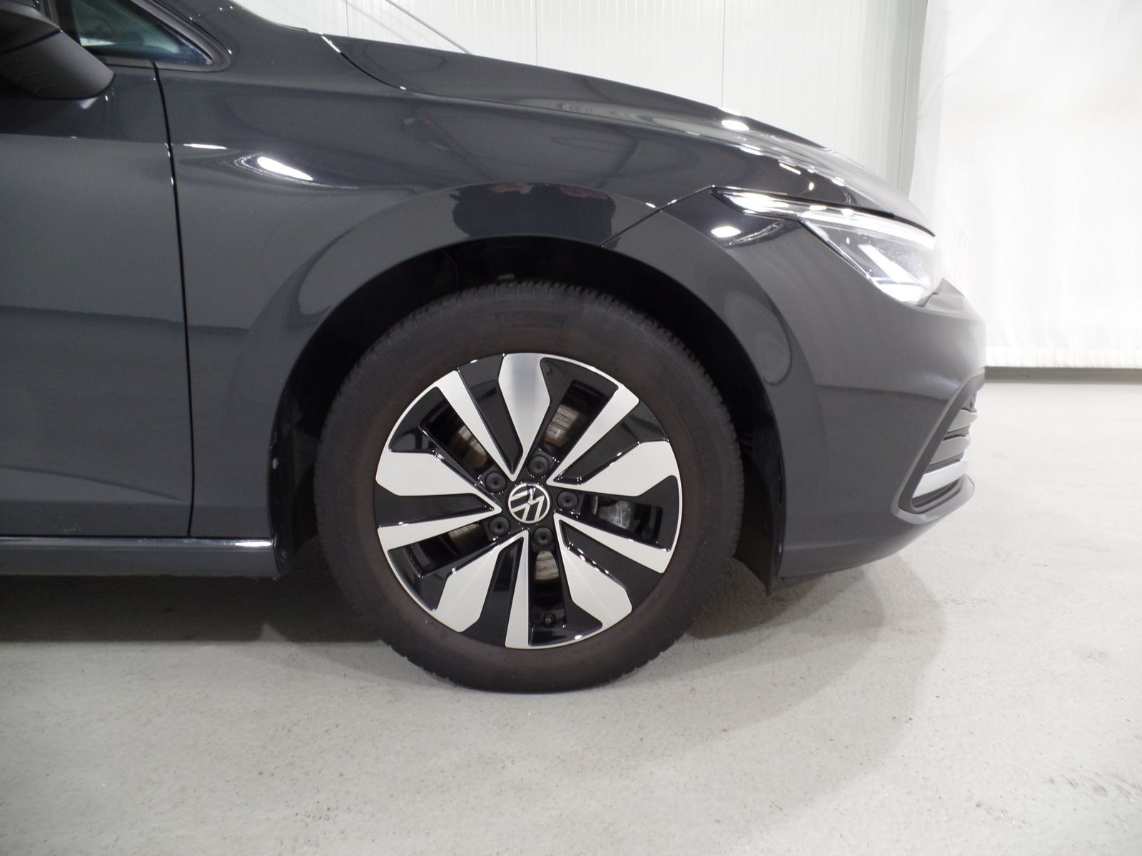 Volkswagen Golf VIII 1.0 TSI Move APP*CAM*SHZ*LED foto 6