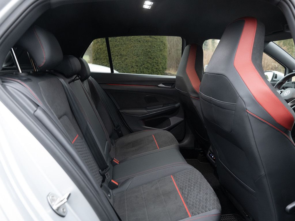 Volkswagen Golf VIII 2.0 TSI GTI Clubsport MATRIX-LED ACC foto 11