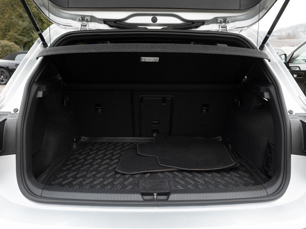 Volkswagen Golf VIII 2.0 TSI GTI Clubsport MATRIX-LED ACC foto 13