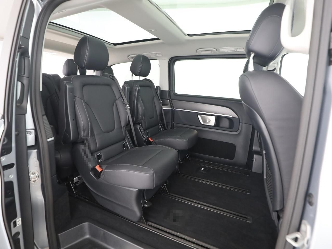 Mercedes-Benz V 300 d Avantgarde Lang 4M AMG AHK Pano Airmatic foto 15